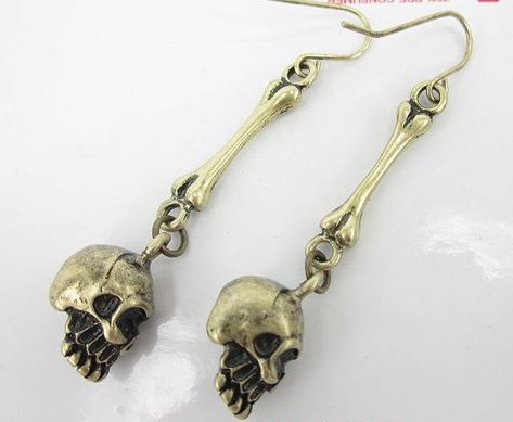 Retro skull earrings